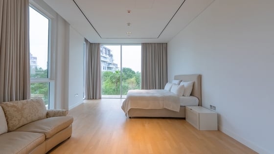 Luxuriously Renovated Loft in Al Barari, picture 38