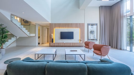 Video tour for Luxuriously Renovated Loft in Al Barari
