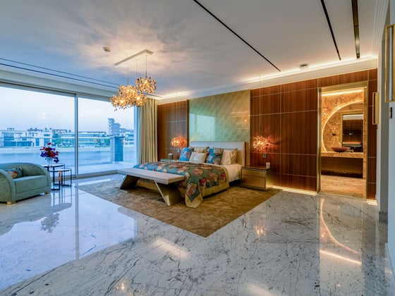 The Palm Jumeirah's Most Luxurious Beach Villa, picture 11