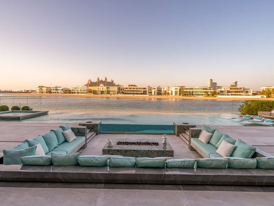 The Palm Jumeirah's Most Luxurious Beach Villa, picture 24