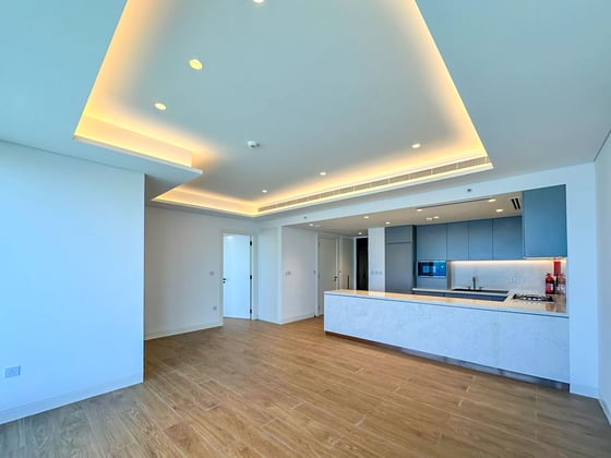 Stunning Apartment | Water Views | Brand new, picture 2