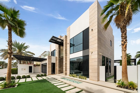 Extraordinary Fully Renovated Turnkey Beach Villa, picture 18