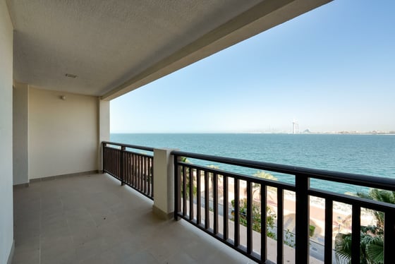 Prime Location | Sea View | Furnished | Mid Floor, picture 1
