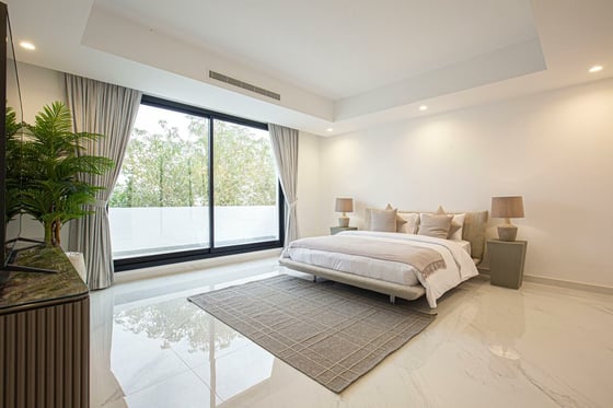 GALLERY VIEWS 8BR | RENOVATED | FURNISHED, picture 10