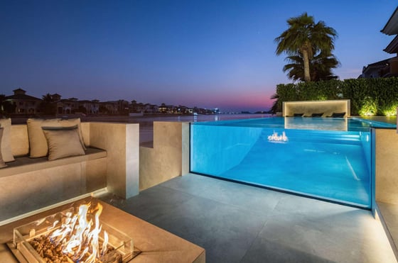 Modern 3 floors renovated villa on a High Number Location, picture 14