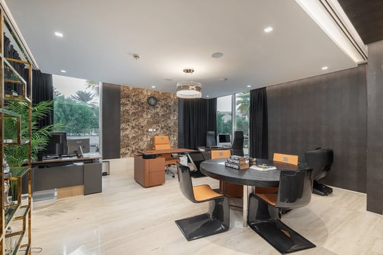 Luxury 10BR Mansion I VIP Billionaires Frond, picture 27
