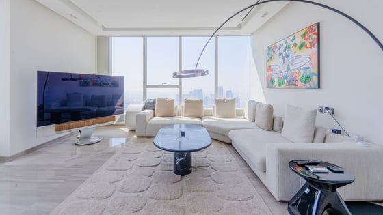 Ultra-Luxury 3BR Apartment | Full Palm Views, picture 1