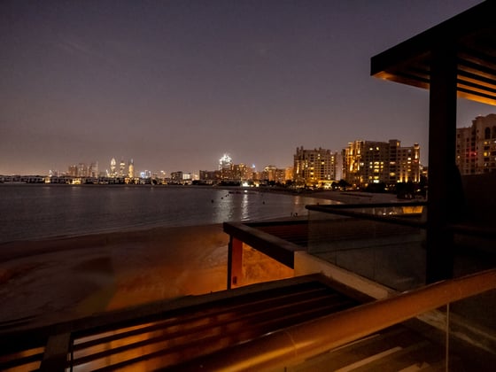 Waterfront Living with Beach Access on The Palm, picture 11