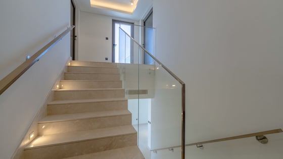 Exclusive Living | Luxurious Villa | Park View, picture 14