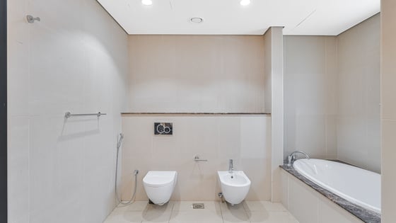 Corner unit villa in Al Furjan with spacious layout, picture 21