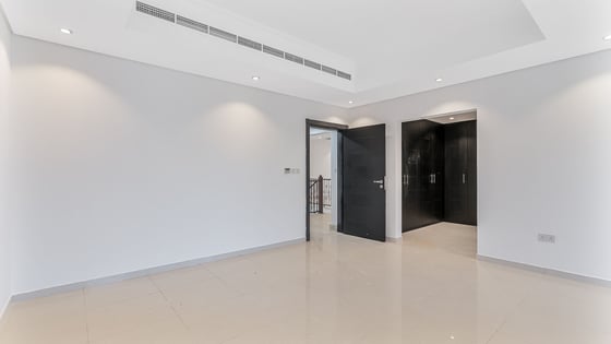 Corner unit villa in Al Furjan with spacious layout, picture 15