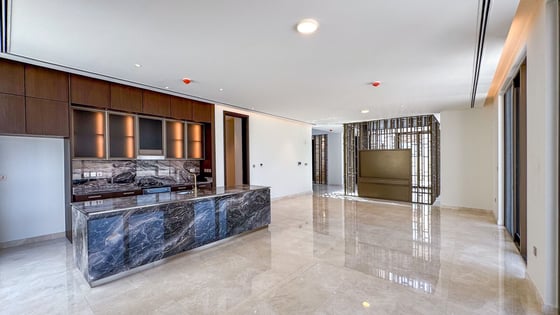 Stunning Dubai Hills Villa with Skyline Views, picture 1