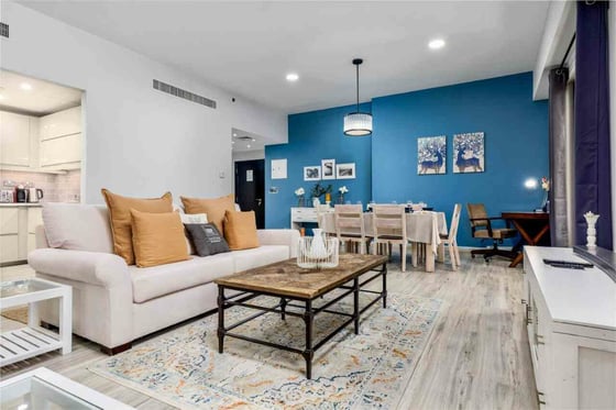 Best Deal | Fully upgraded | Fully Furnished, picture 1