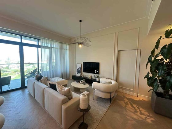 Upgraded | High Floor | Golf Course Views, picture 2