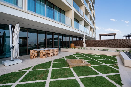 Ultra-Exclusive Palm View Sky Court | One-of-One, picture 8