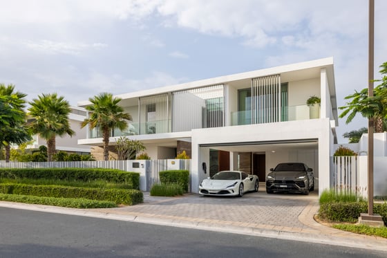 Lavish Golf Villa with Outdoor Gym and Jacuzzi, picture 26