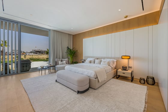Lavish Golf Villa with Outdoor Gym and Jacuzzi, picture 22