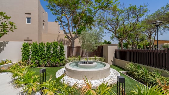 Tranquil Arabian Ranches Villa with Private Pool, picture 28