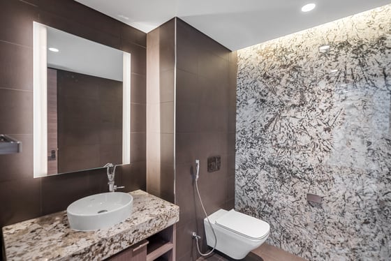 Brand New | Palm and Garden View | Vacant, picture 8
