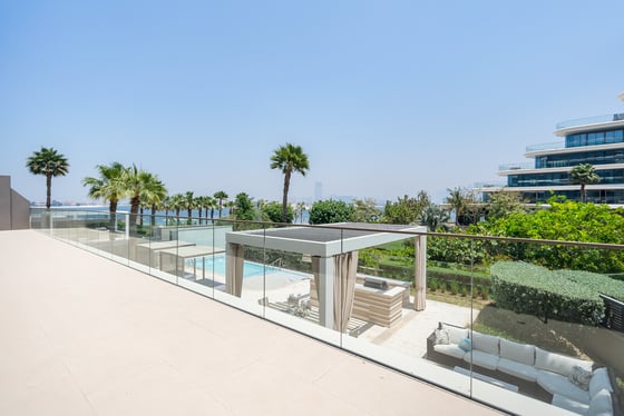 Brand New | Palm and Garden View | Vacant, picture 1