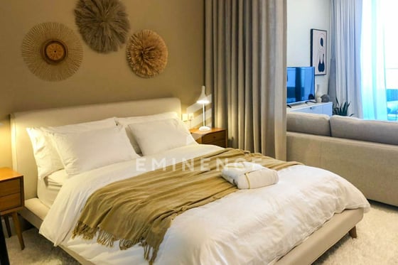 Biggest Studio on High Floor I Furnished I VOT, picture 8