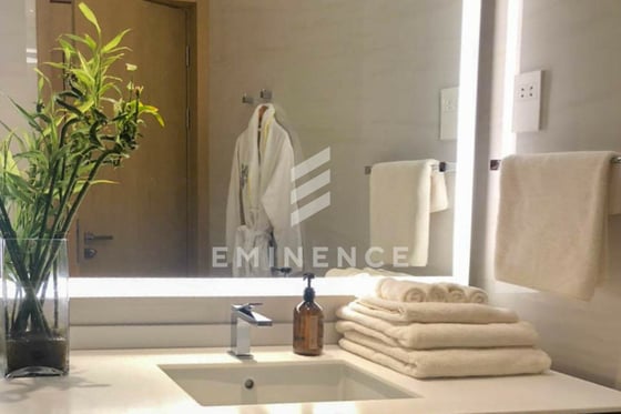 Biggest Studio on High Floor I Furnished I VOT, picture 9