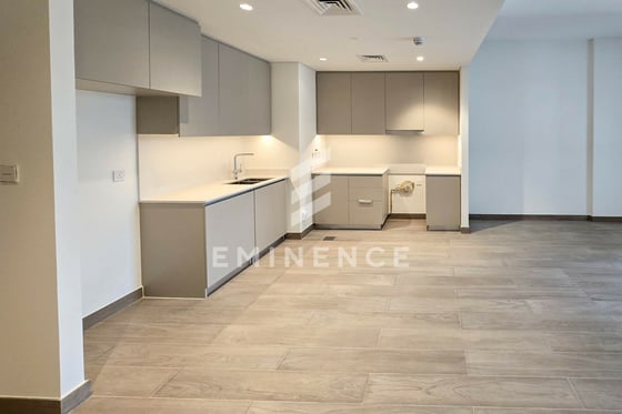 BEST DEAL | MODERN | BEACH ACCESS, picture 6