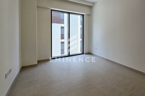 BEST DEAL | MODERN | BEACH ACCESS, picture 4