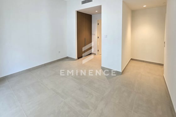 BEST DEAL | MODERN | BEACH ACCESS, picture 9