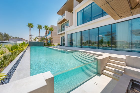 Turnkey Golf Course & Skyline View Mansion in Dubai Hills, picture 1
