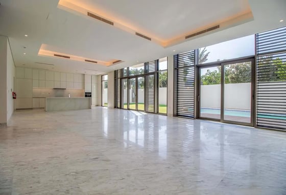 Single Row | Contemporary Villa | Type 2, picture 1