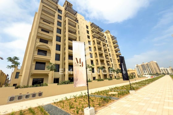 VACANT | BRAND NEW | BURJ AL ARAB VIEW | SPACIOUS, picture 12