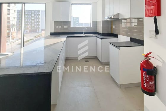 2 Beds plus Maids | VOT | Spacious Layout, picture 5