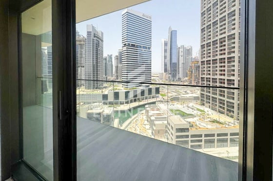 Burj and Canal View | Corner Unit | Spacious, picture 7