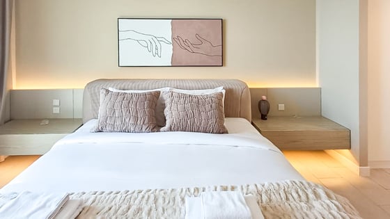 Luxurious apartment in JBR with private beach access, picture 8