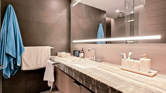 Furnished apartment in Palm Jumeirah with beach view, picture 20