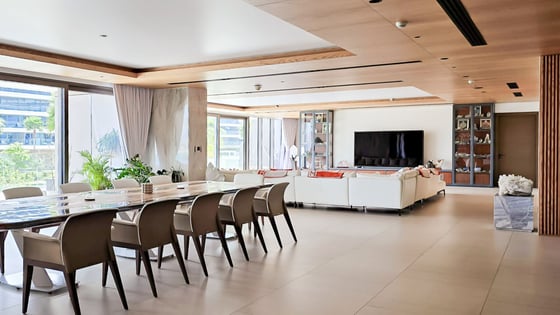 Furnished apartment in Palm Jumeirah with beach view, picture 12