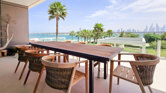 Furnished apartment in Palm Jumeirah with beach view, picture 2