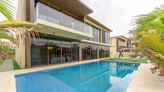 Luxurious villa with private pool in  Dubai Hills Estate, picture 1