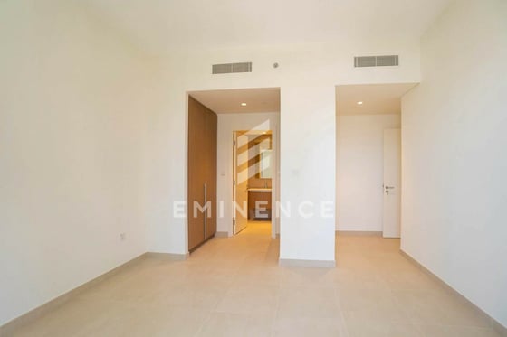 Full Beach&amp;Canal View | Unfurnished| Brand New, picture 9