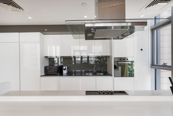 Turn Key | Ain Dubai View | Fully Upgraded, picture 7