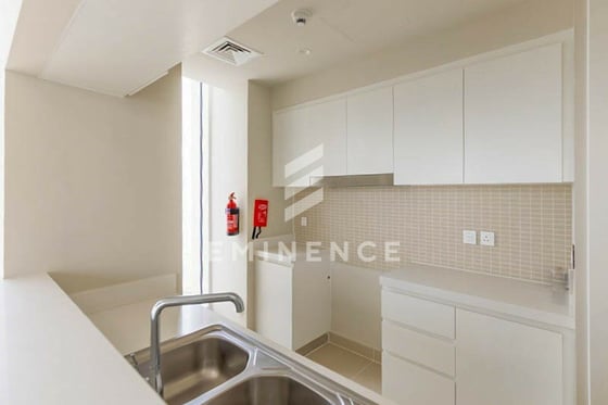 Prime Location | High Floor | Vacant | Nice View, picture 9