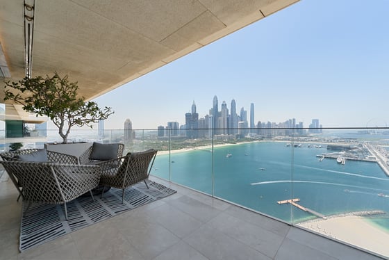 Luxury Living | Full Sea View | Private Beach, picture 1