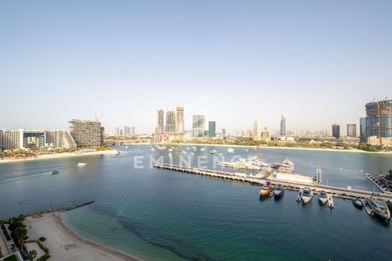 Genuine Resale | Branded | Sea View, picture 17