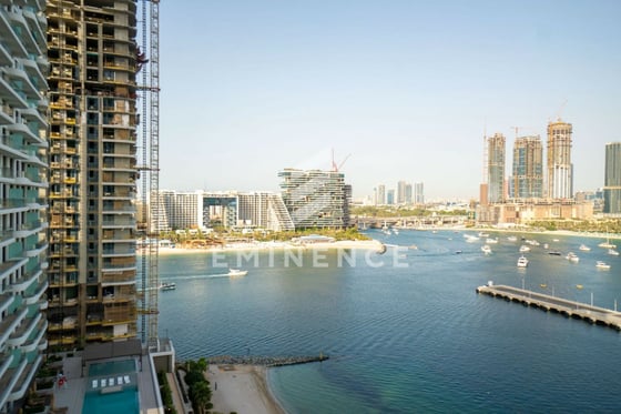Genuine Resale | Branded | Sea View, picture 16