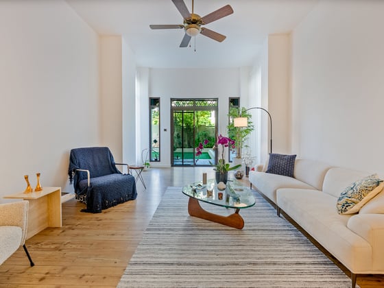 Luxury Garden Apartment with Iconic Burj Khalifa Backdrop, picture 9