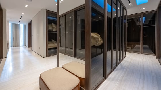 Unprecedented Palm Jumeirah Beachfront Villa, picture 32