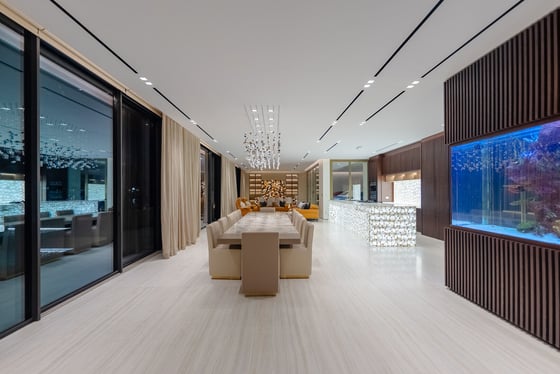 Unprecedented Palm Jumeirah Beachfront Villa, picture 48