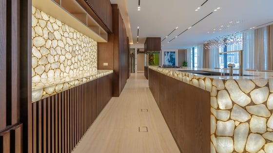Unprecedented Palm Jumeirah Beachfront Villa, picture 10