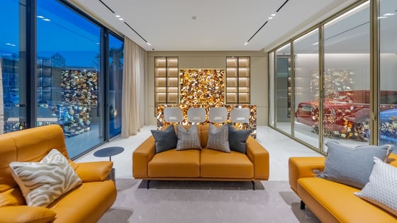 Unprecedented Palm Jumeirah Beachfront Villa, picture 49